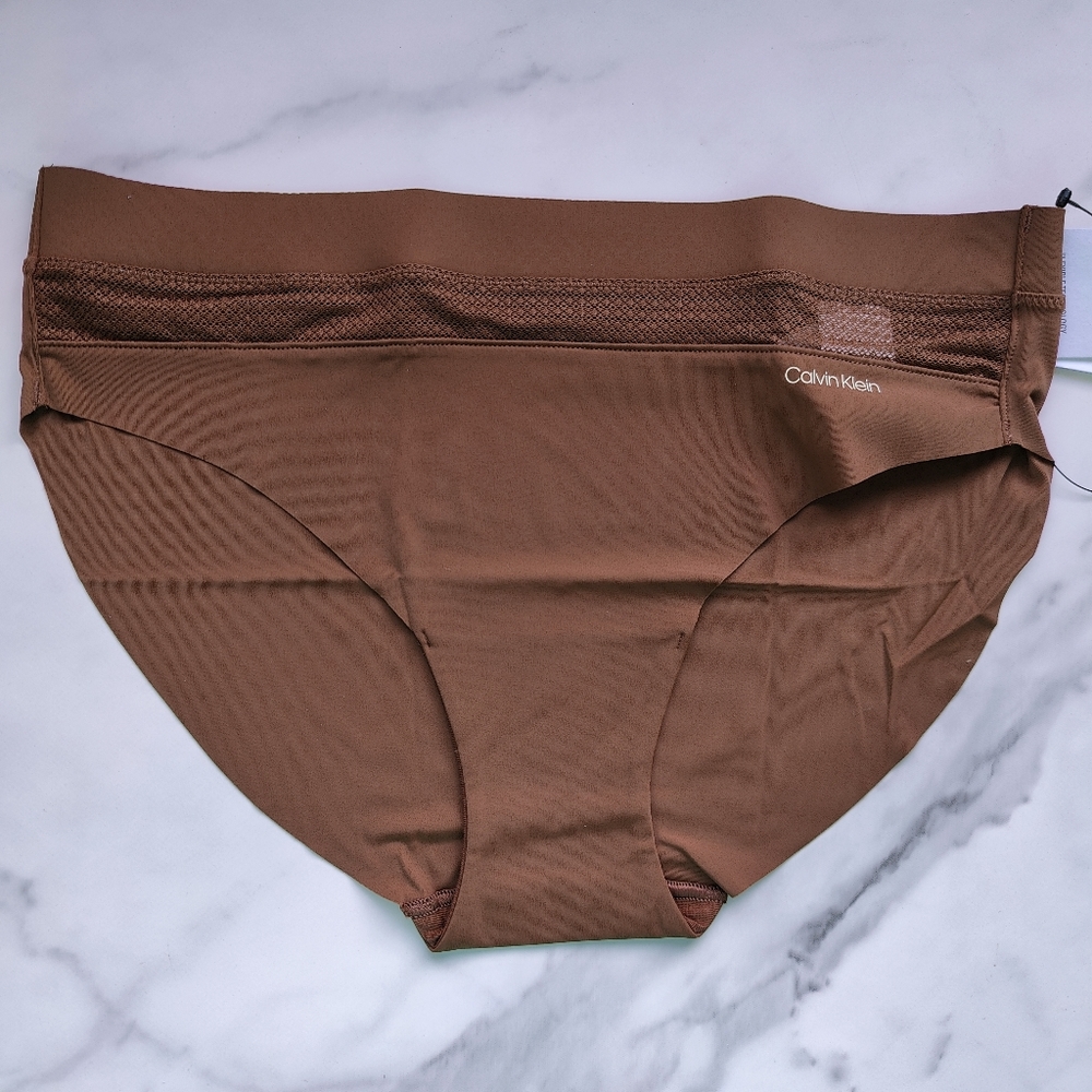NWT CALVIN KLEIN PERFECTLY FIT FLEX BIKINI PANTY IN SPRUCE SIZE MEDIUM